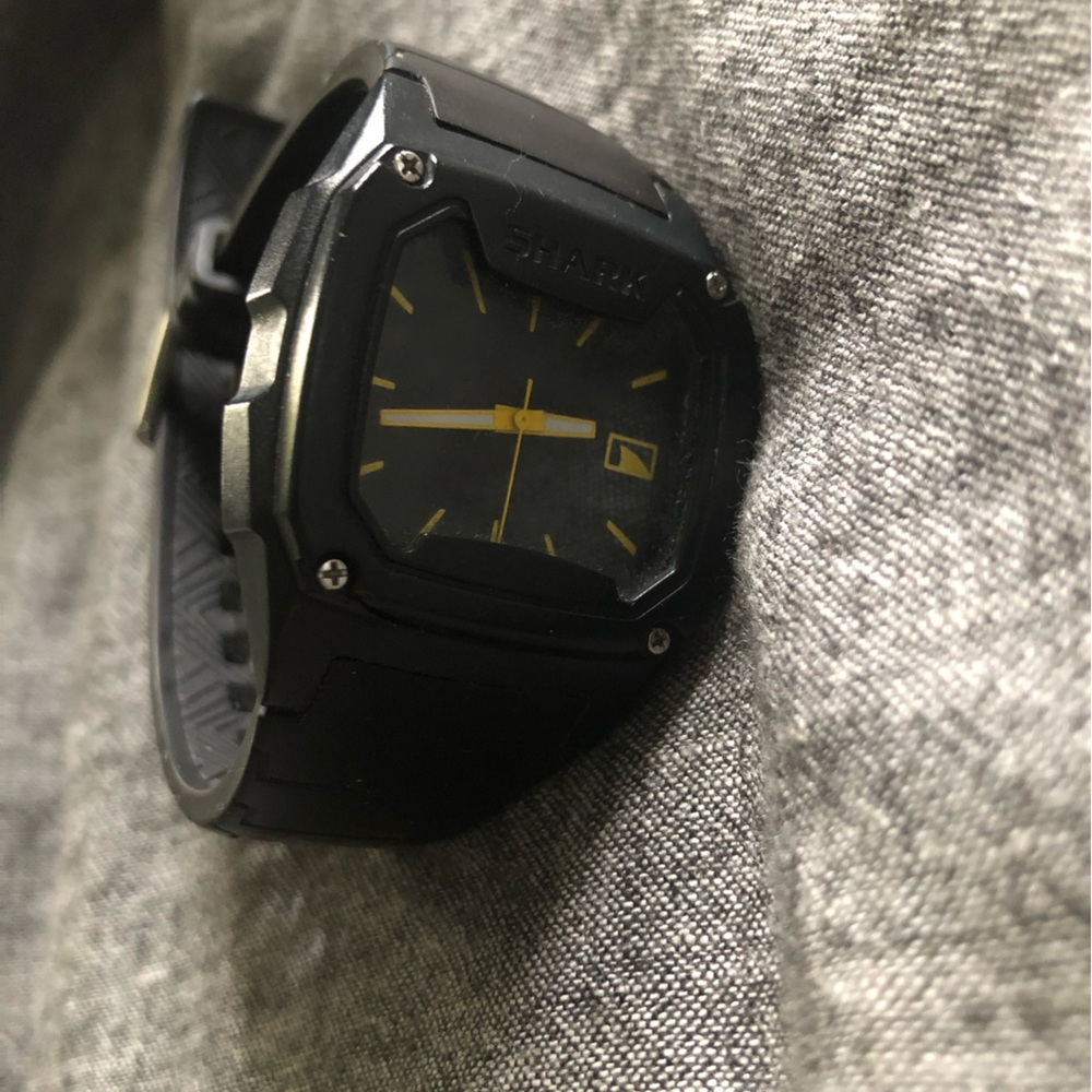 Shark Freestyle Black and Yellow Watch
